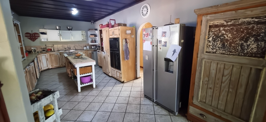 4 Bedroom Property for Sale in Elandsrand North West